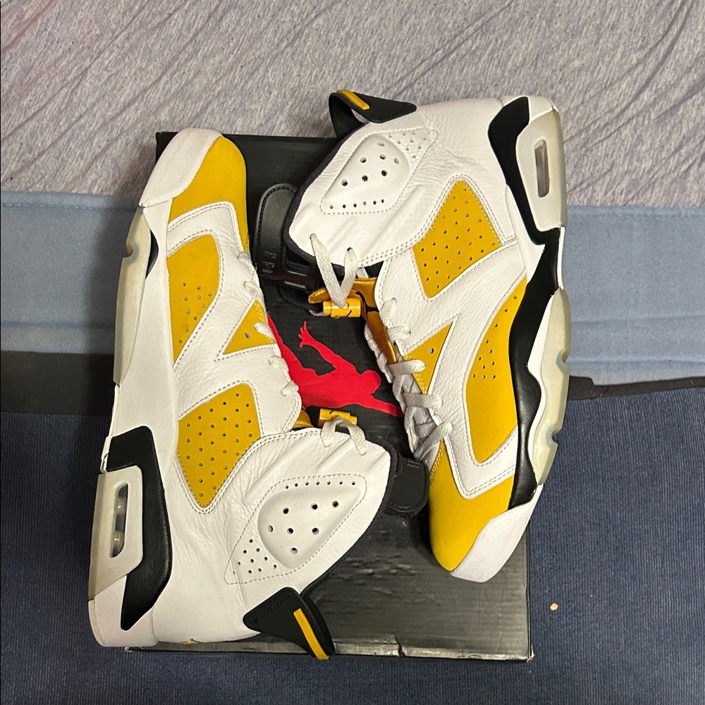 Jordan Retro 6 “Yellow Orcre”